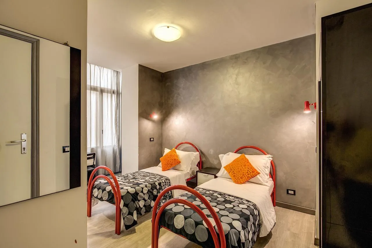Enzo Luxury Rooms Rzym Pensjonat