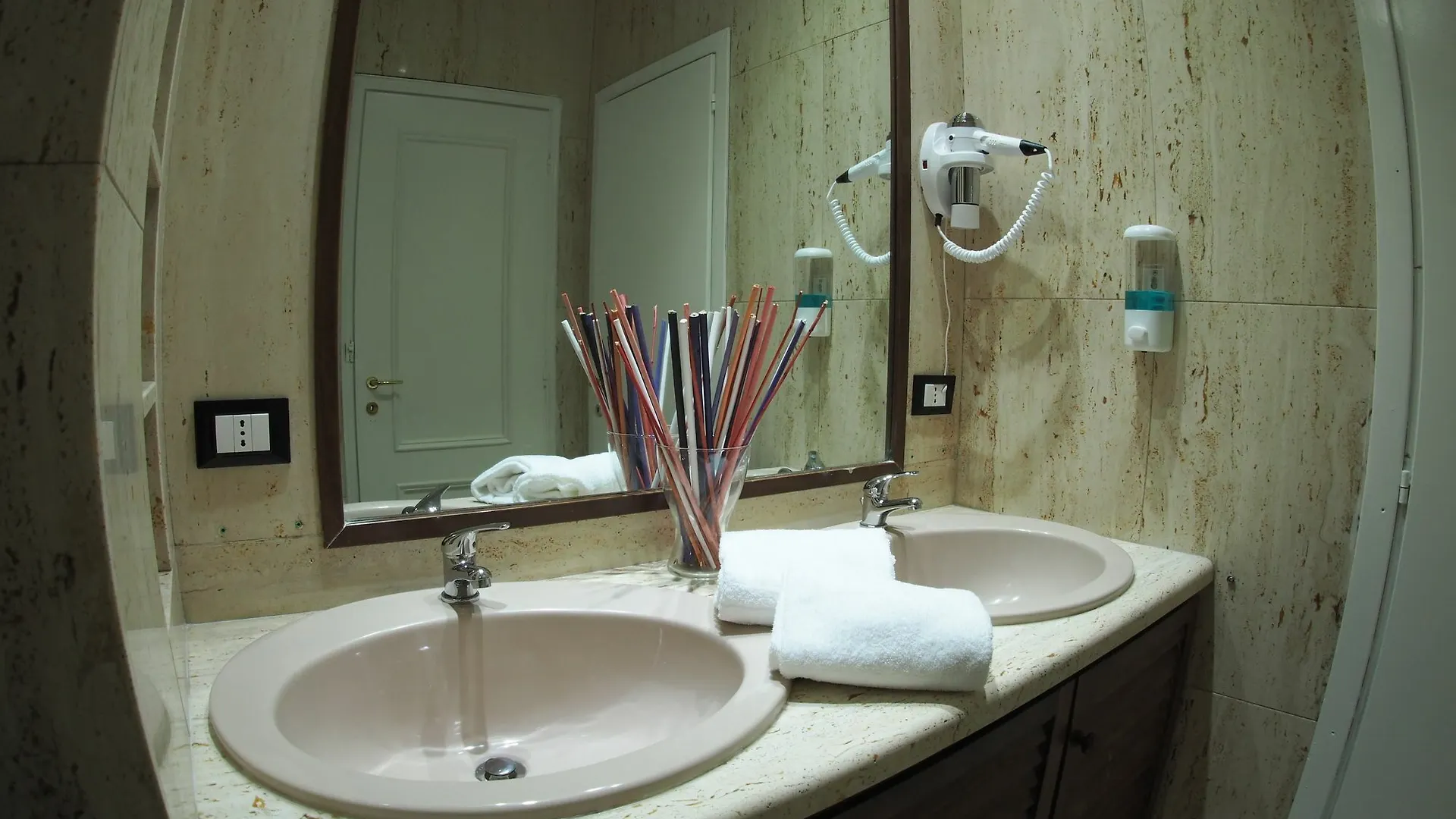 Pensjonat Enzo Luxury Rooms Rzym