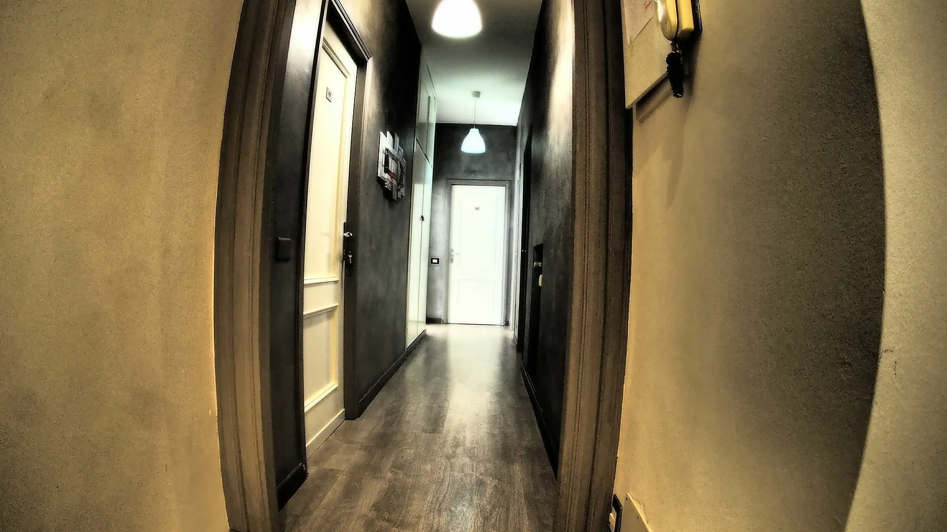 *** Pensjonat Enzo Luxury Rooms Rzym Włochy